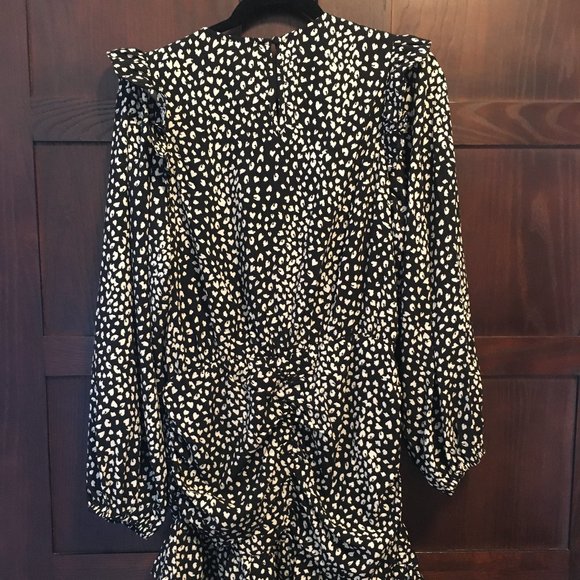 DONATE July 01~   Long Sleeve Mini with ruched skirt - Picture 4 of 6